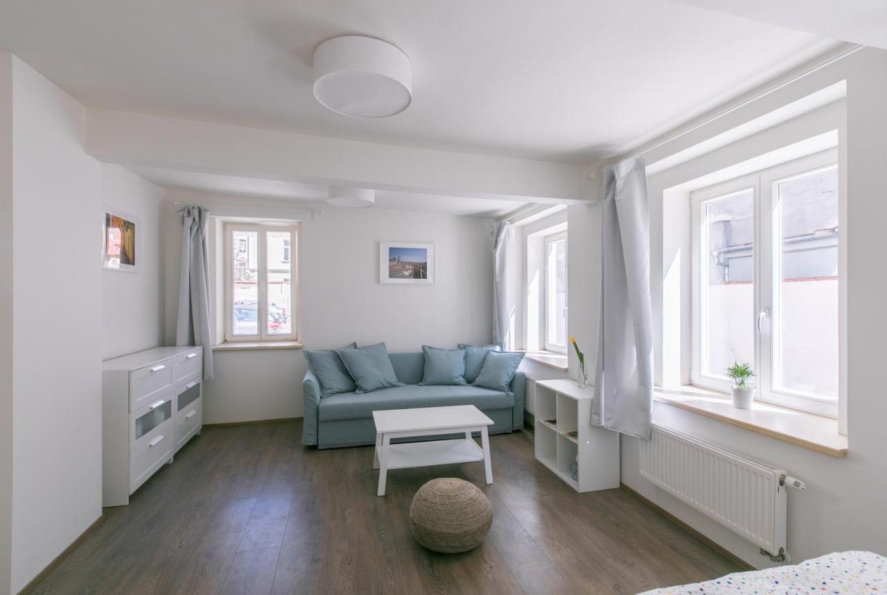 Cozy Apartment In Quiet Courtyard Near Charles Bridge Prague Exterior photo